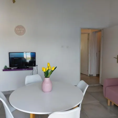 Apartmani Radic Rg Rogoznica  Exterior photo