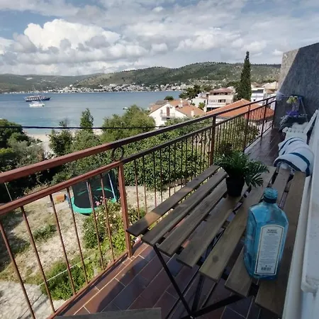 Apartmani Radic Rg Rogoznica  Exterior photo